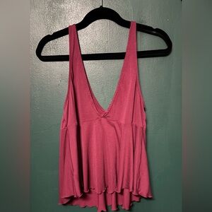 Women's Sleeveless V-Neck Top - Pink